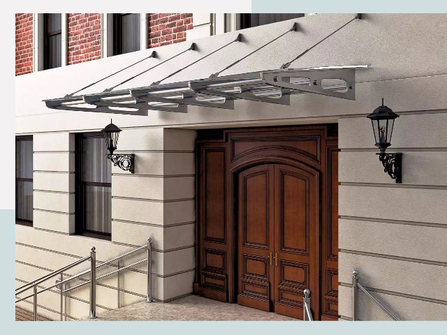 Металлические козырьки от 607 руб. в Усть-Джегуте